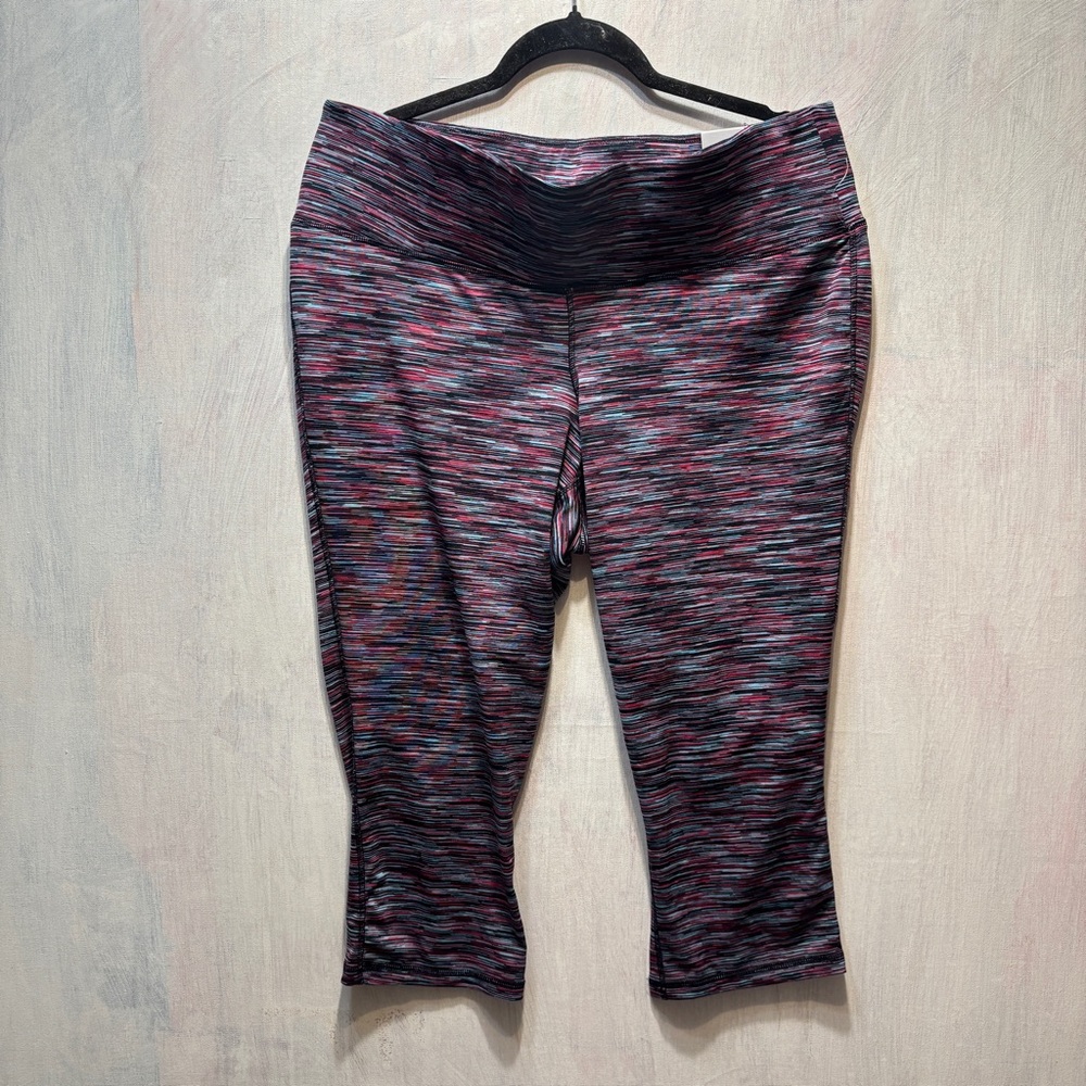 Lane bryant pink  and Blue Athletic Leggings with Elastic Waistband  crop 18/20